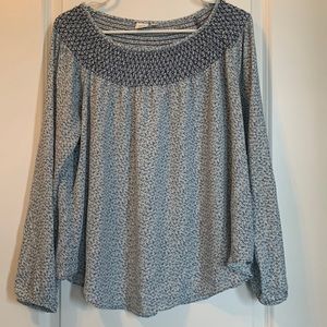 Gap Petite Medium blue scoop neck top